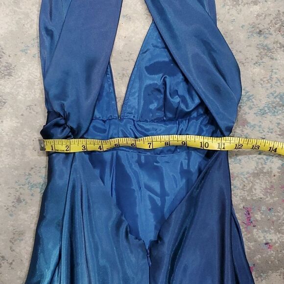 Y2K Cache Backless Maxi Dress in Ombre Blue - Picture 13 of 16